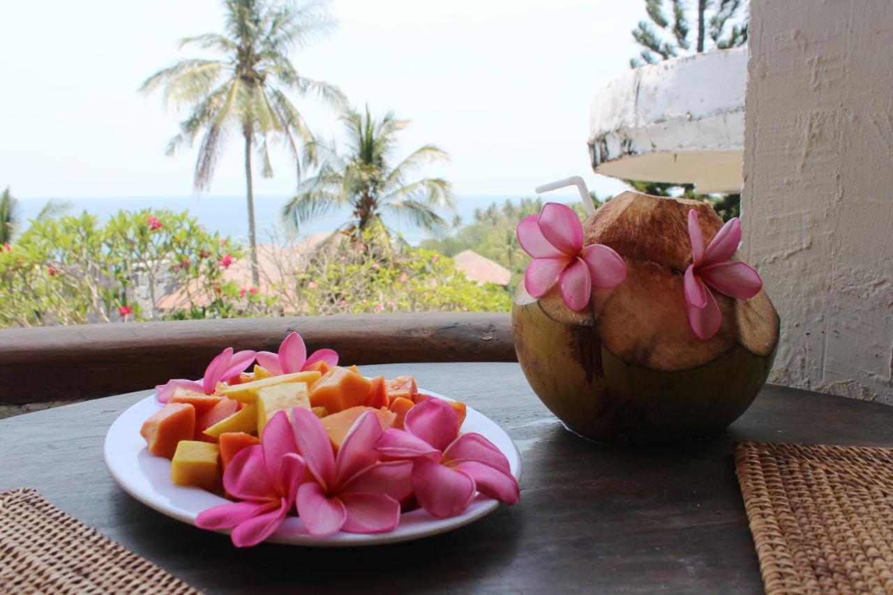 Lombok Coconut Hotel Mangsit Exterior photo